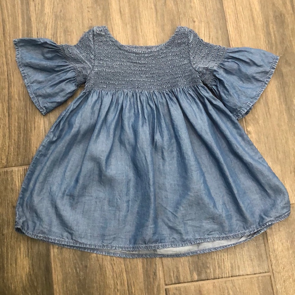 Denim lightweight dress size 2T • 3/4 bell sleeves